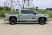 $37703 : Toyota Tundra 2022 4x2 SR5 4 thumbnail