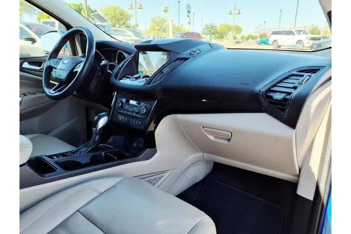 $18837 : Ford Escape 2019 AWD Titaniu image 10