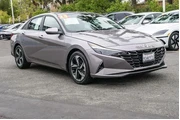 $22000 : Hyundai ELANTRA 2023 Limited thumbnail