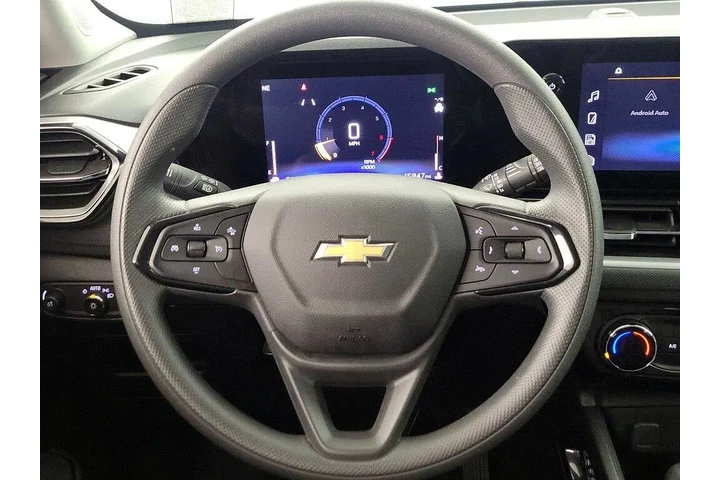 $22998 : Chevrolet Trailblazer 2025 L image 10