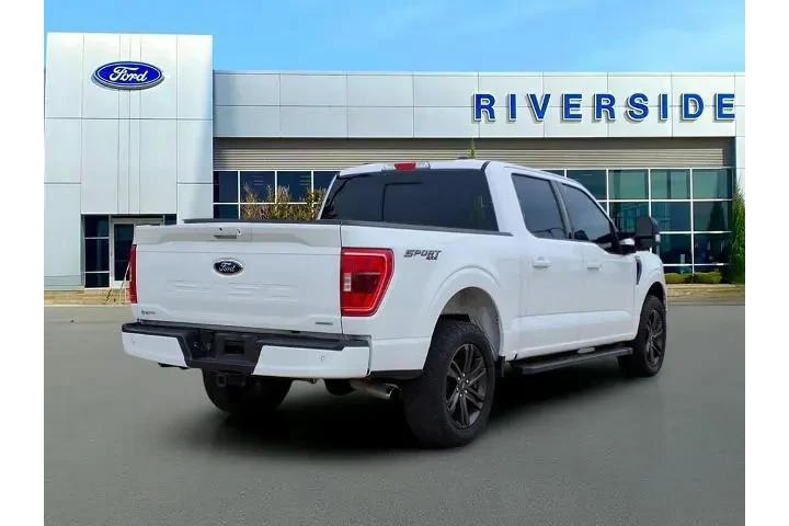 $31895 : Ford F-150 2021 4x4 Lariat 4 image 7
