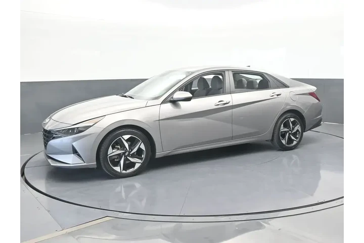 $16527 : Hyundai ELANTRA 2023 SEL 4dr image 2