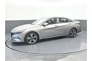 $16527 : Hyundai ELANTRA 2023 SEL 4dr thumbnail