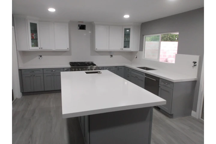 Coninas banos quartz image 3