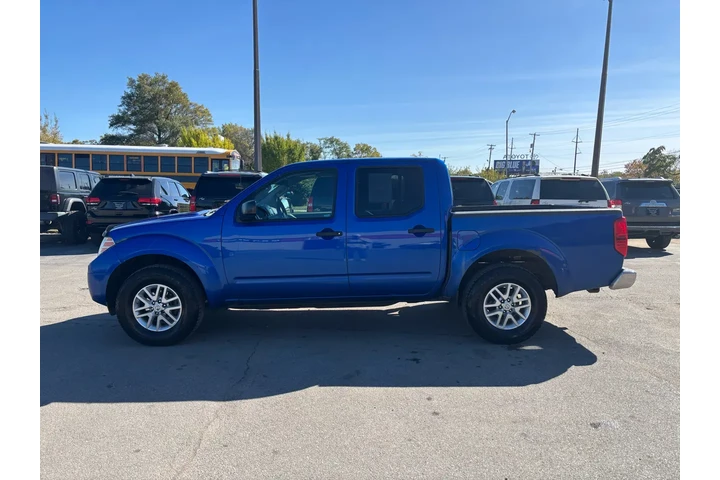 $8980 : 2014 Frontier 4WD Crew Cab SW image 5