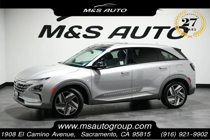 $8989 : 2023 NEXO Limited image 1