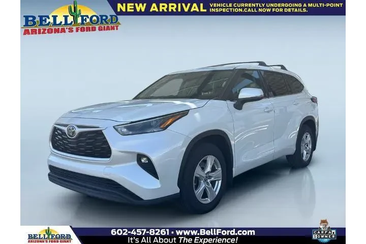 $32745 : Toyota Highlander 2022 AWD L image 1