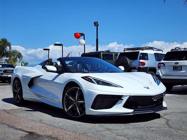 $72995 : 2021 Corvette image 3