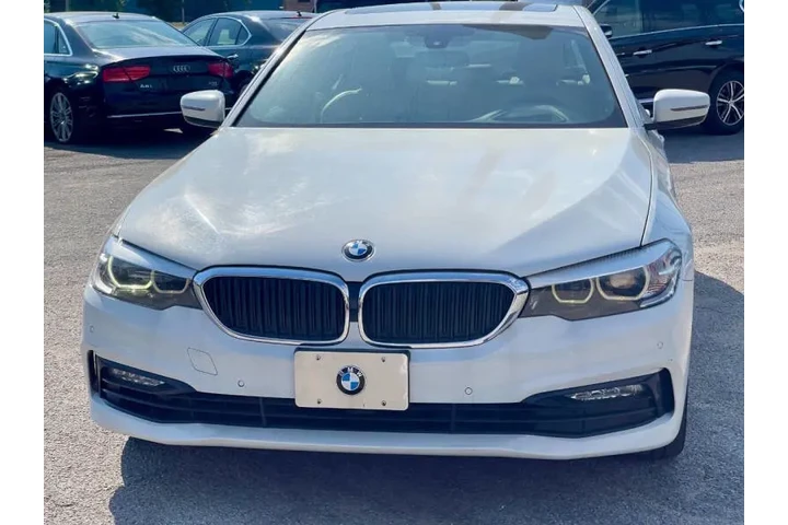 $12900 : 2017 BMW 5 Series 530i image 3