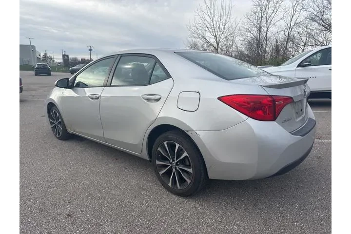 $13288 : Toyota Corolla 2017 SE 4dr S image 3