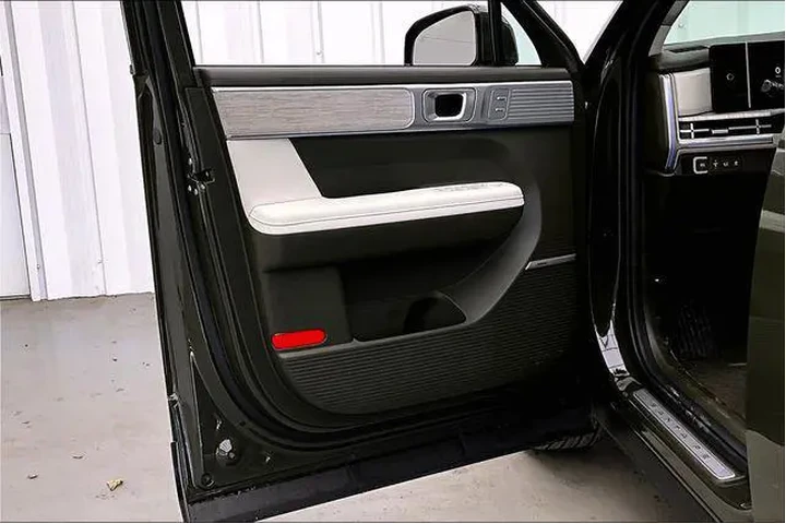 $39990 : Hyundai SANTA FE 2025 AWD Ca image 10