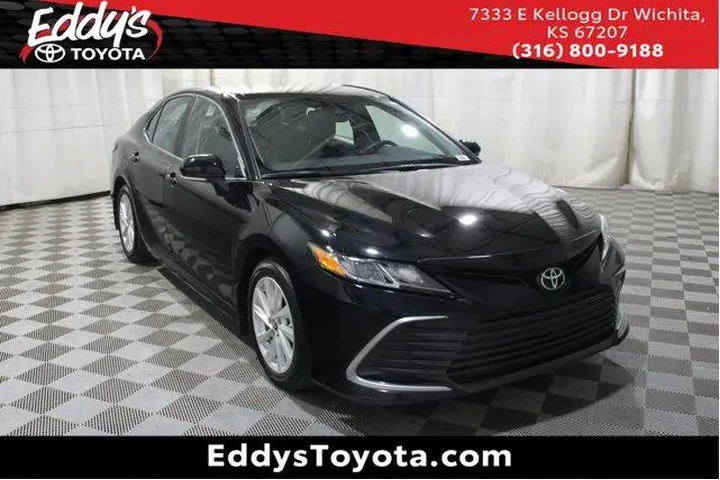 $28983 : Toyota Camry 2024 LE 4dr Sed image 1