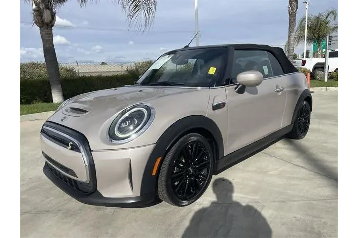 $25888 : MINI Convertible 2024 Cooper image 1