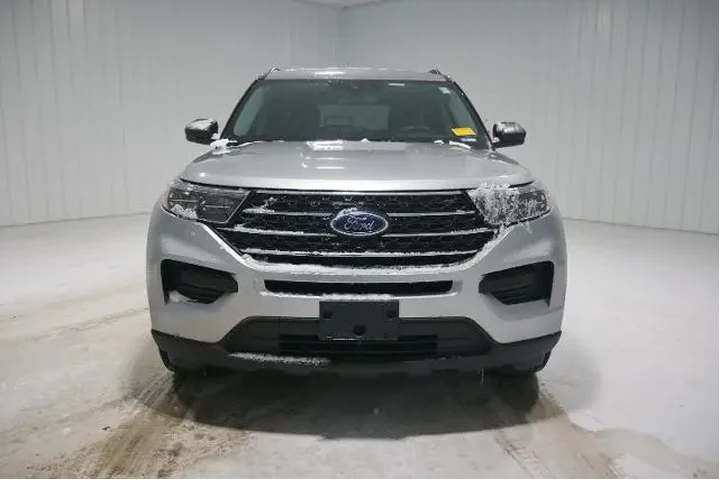 $29000 : Ford Explorer 2023 XLT 4dr S image 2