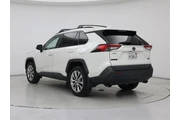 $26998 : Toyota RAV4 2021 XLE Premium thumbnail