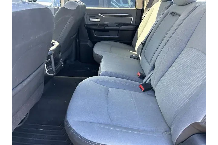 $34995 : Ram 2500 2019 4x4 Big Horn 4 image 10