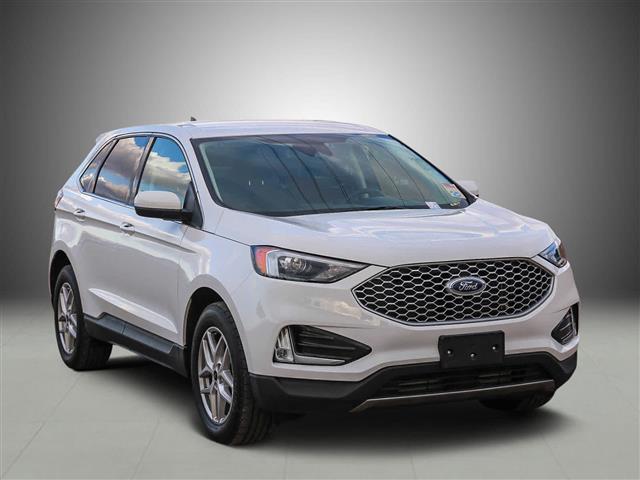 Pre-Owned 2023 Ford Edge SEL image 3