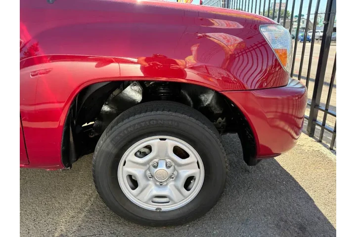 $21995 : 2006 Tacoma image 9