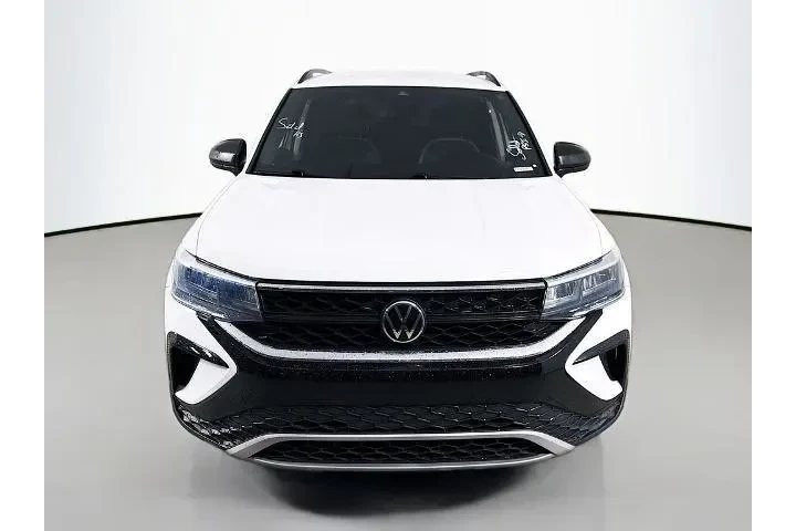 $19500 : Volkswagen Taos 2022 S 4dr S image 2