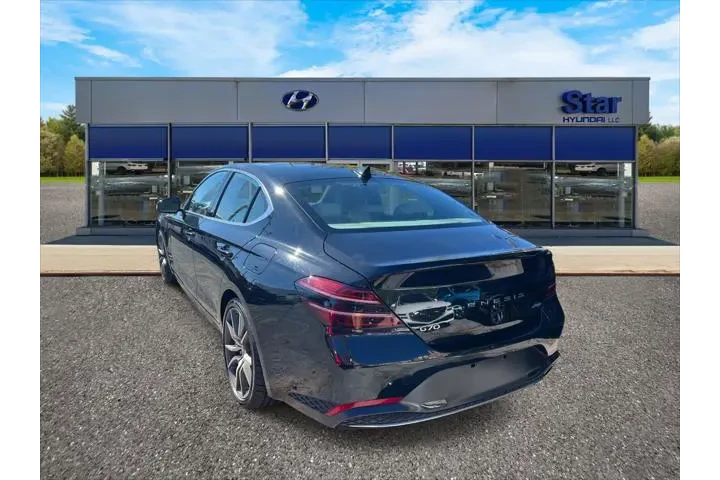 $30495 : Genesis G70 2022 AWD 2.0T 4d image 6