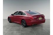 $26527 : Honda Accord 2021 Sport Spec thumbnail
