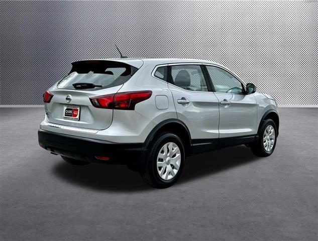 $13415 : 2017 Rogue Sport S image 7