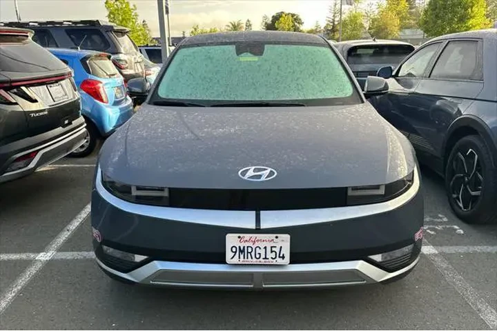 $26990 : Hyundai IONIQ 5 2024 SEL 4dr image 3
