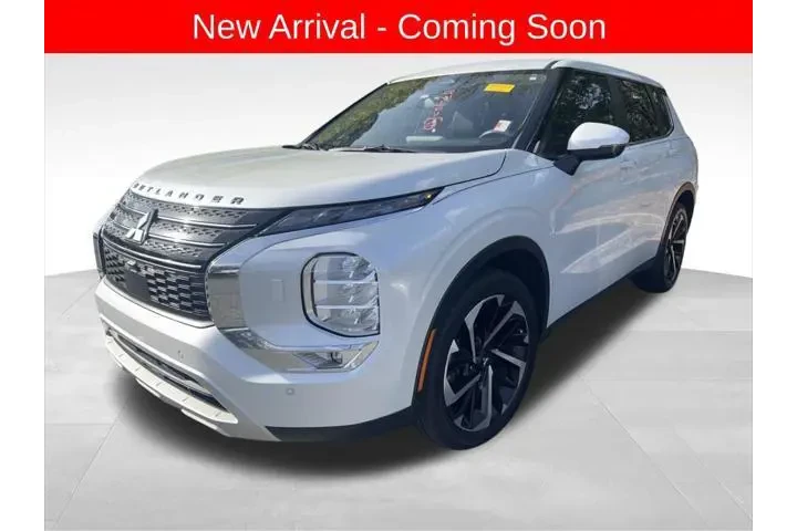 $22716 : Mitsubishi Outlander 2023 AW image 1