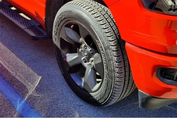 $33833 : Ram 1500 2024 4x4 Tradesman image 4