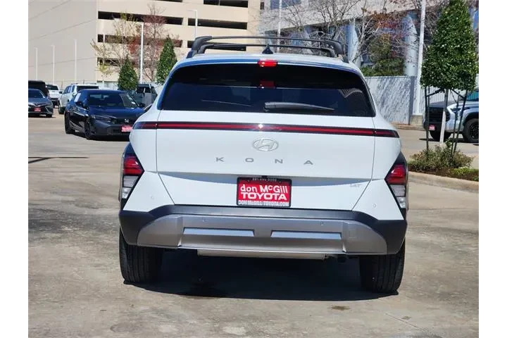 $25807 : Hyundai KONA 2024 Limited 4d image 6