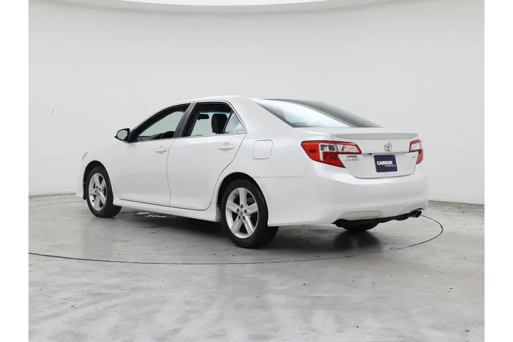$13998 : Toyota Camry 2014 SE 4dr Sed image 2