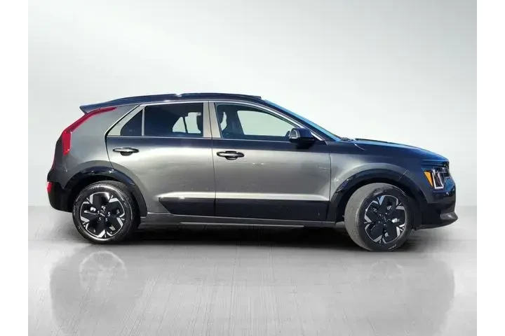 $26684 : Kia Niro EV 2025 Wind 4dr Cr image 3