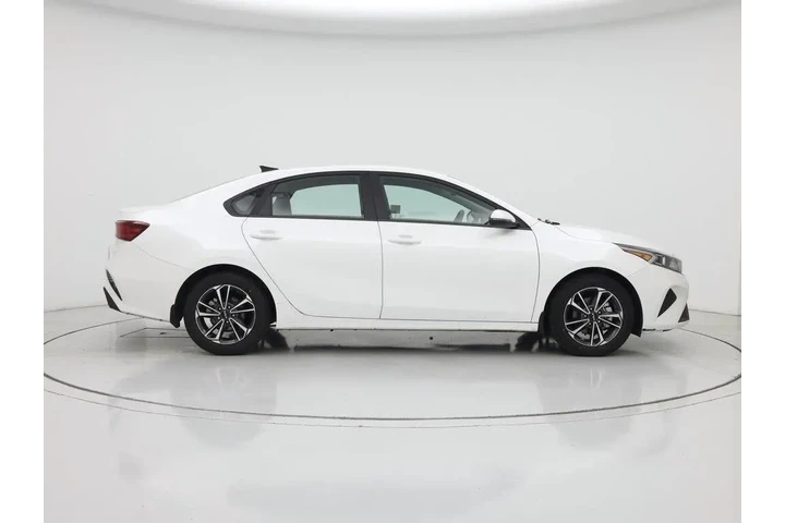 $19998 : Kia Forte 2024 LXS 4dr Sedan image 7