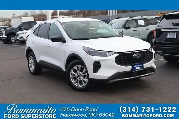 $20950 : Ford Escape 2023 AWD Active image 1