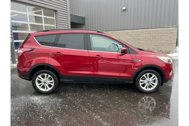 $11135 : Ford Escape 2018 AWD SE 4dr image 4