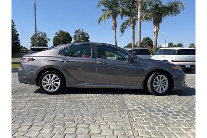 $21995 : Toyota Camry 2024 LE 4dr Sed image 5