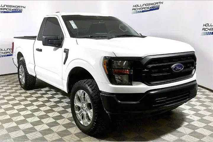 $32780 : Ford F-150 2023 4x2 XL 2dr R image 3