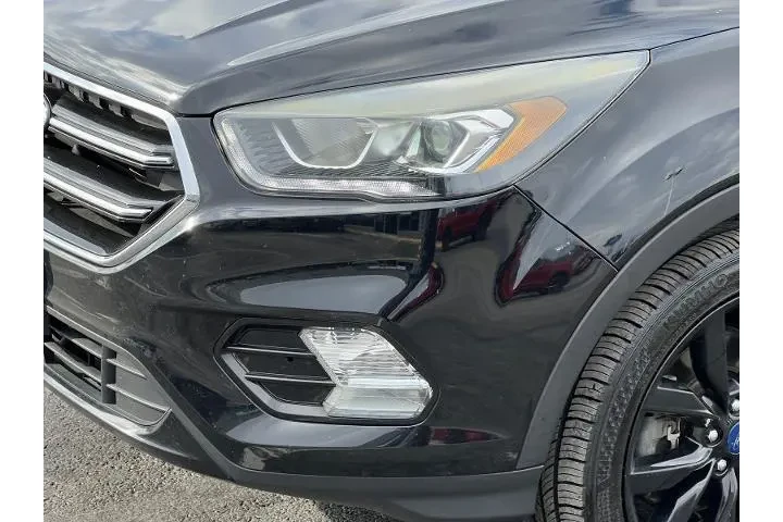 $10341 : Ford Escape 2017 AWD SE 4dr image 9