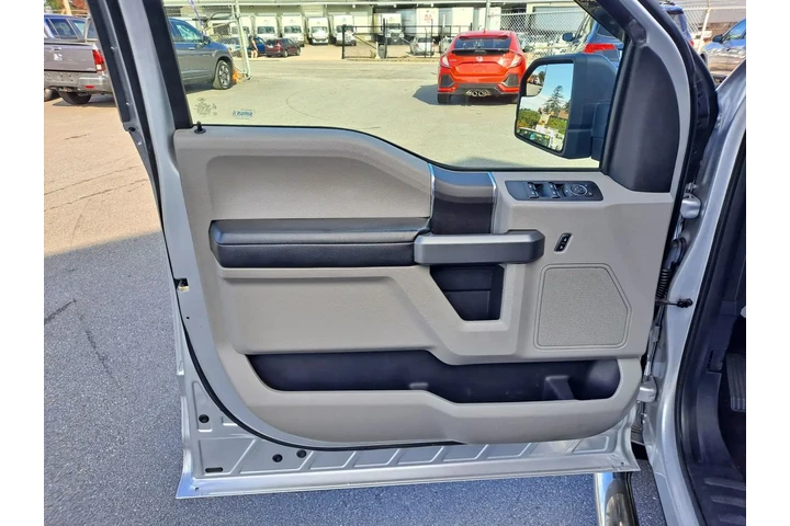 $20300 : 2017 FORD F150 SUPERCREW CAB image 1