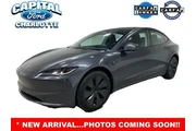 $32898 : Tesla Model 3 2024 Long Rang thumbnail
