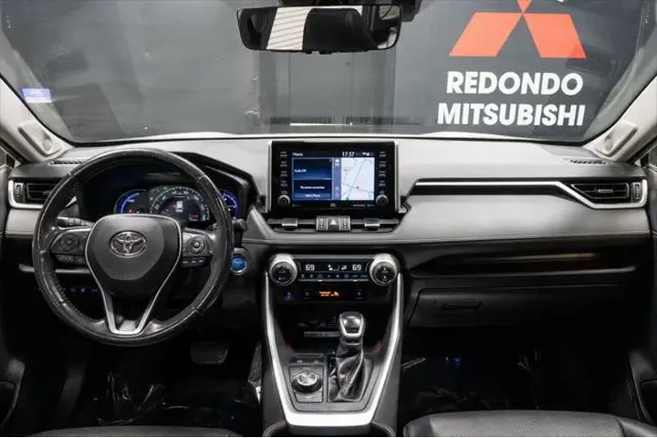 $26998 : Toyota RAV4 Hybrid 2020 AWD image 2
