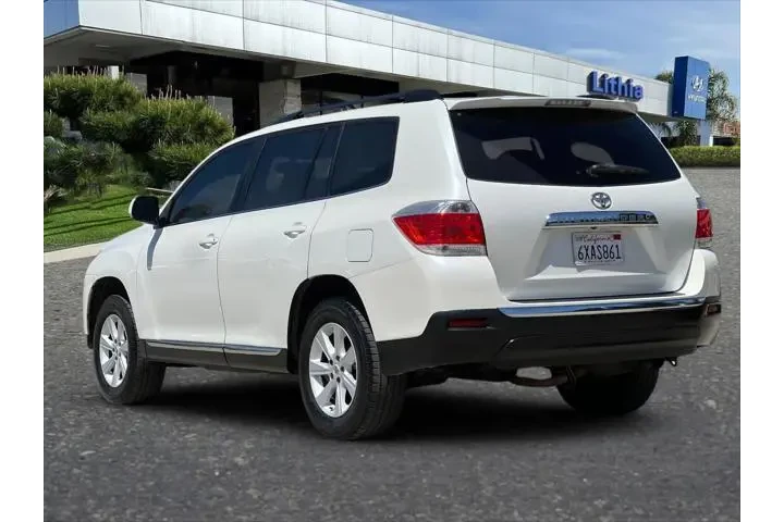 $9799 : Toyota Highlander 2012 SE 4d image 7