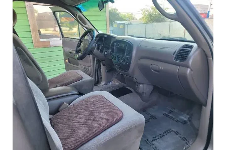 $7590 : 2002 Tundra SR5 V8 image 7