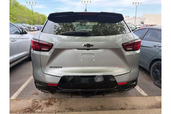 $33715 : Chevrolet Blazer 2025 RS 4dr image 5