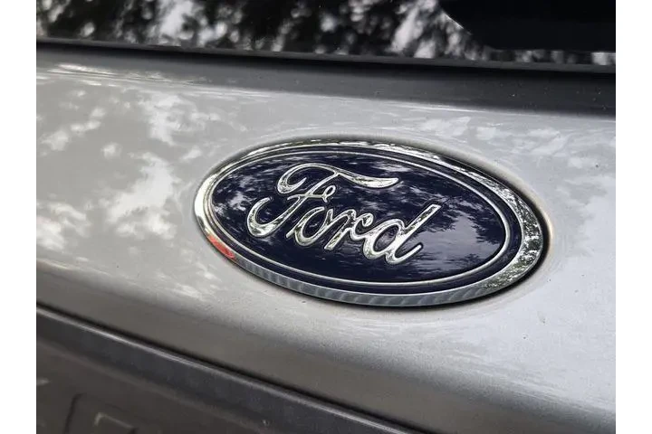 $24877 : Ford Explorer 2023 XLT 4dr S image 10