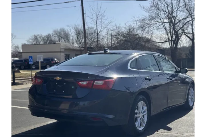 $8999 : 2018 Malibu LT image 6