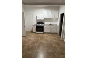 $1400 : 1 bed room unit thumbnail