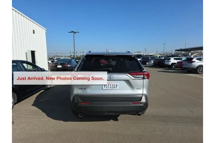 $29500 : Toyota RAV4 2025 XLE 4dr SUV image 5