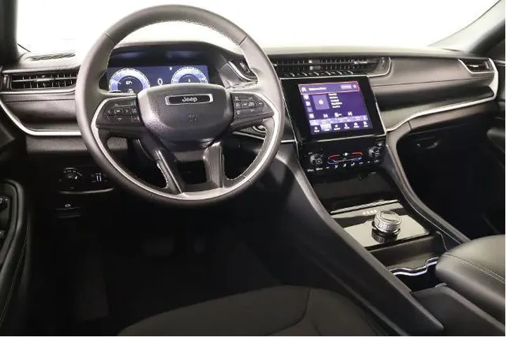 $34235 : Jeep Grand Cherokee L 2025 4 image 2