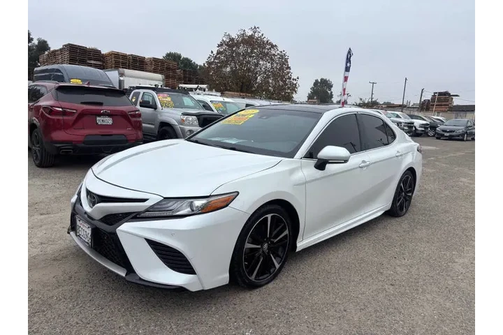 $23599 : 2018 Camry XSE image 3